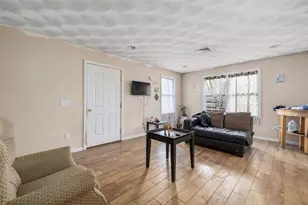 353 Manton Ave, Providence, RI 02909 - Photo 2