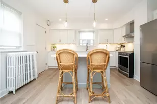 33 Slocum St, Newport, RI 02840 - Photo 16