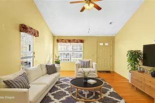 11 College Hill Rd, Warwick, RI 02886 - Photo 8