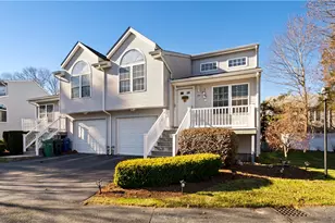 11 College Hill Rd, Warwick, RI 02886 - Photo 2