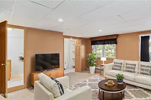 11 College Hill Rd, Warwick, RI 02886 - Photo 18