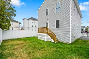 193 Harrison St, Pawtucket, RI 02860 - Photo 38