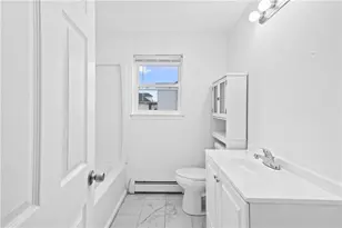 193 Harrison St, Pawtucket, RI 02860 - Photo 18
