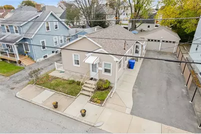 113 Oakland Avenue, Pawtucket, RI 02861 - Photo 2