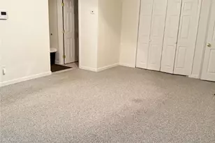 121 Hillwood St, Cranston, RI 02920 - Photo 12