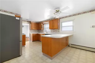 118 Wolcott Ave, Middletown, RI 02842 - Photo 18