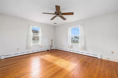 118 Wolcott Avenue, Middletown, RI 02842 - Photo 24