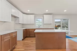 170 Schuyler St, East Providence, RI 02914 - Photo 6