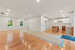 170 Schuyler St, East Providence, RI 02914 - Photo 8