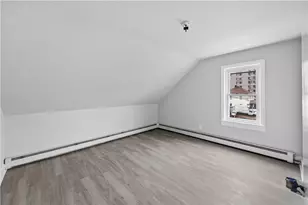 160 Magnolia St, Providence, RI 02909 - Photo 14