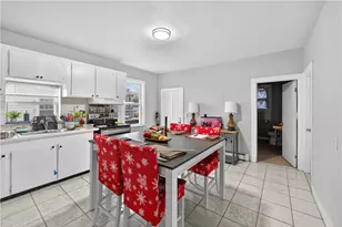 160 Magnolia St, Providence, RI 02909 - Photo 22