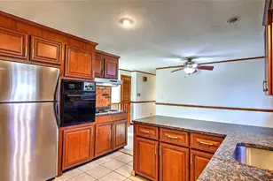 64 Peacedale Rd, Cumberland, RI 02864 - Photo 4