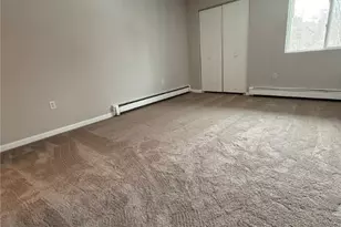 400 New River Rd, Lincoln, RI 02838 - Photo 8