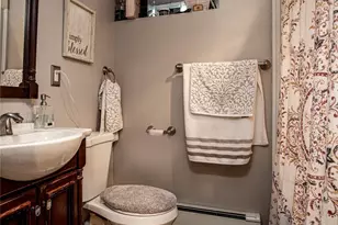 45 Tappan St, Providence, RI 02908 - Photo 12