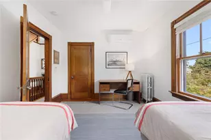 14 Greenough Pl, Newport, RI 02840 - Photo 18
