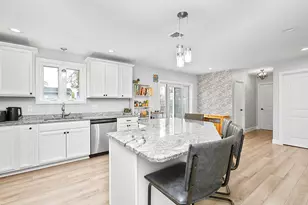 54 Raymond St, East Providence, RI 02914 - Photo 8