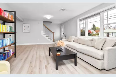 54 Raymond Street, East Providence, RI 02914 - Photo 4