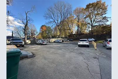71 Hamlet Avenue, Woonsocket, RI 02895 - Photo 4
