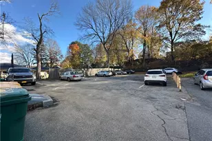 71 Hamlet Ave, Woonsocket, RI 02895 - Photo 4