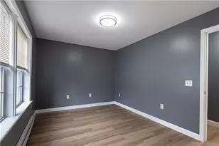 11 Newcomb St, Providence, RI 02908 - Photo 16