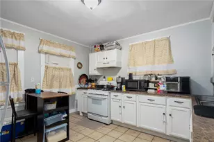 36 Blackamore Ave, Cranston, RI 02910 - Photo 28