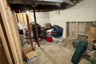 309 Summer St, Woonsocket, RI 02895 - Photo 30