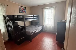 166 Whitmarsh St, Providence, RI 02907 - Photo 10