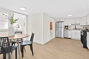 208 Dulude Ave, Woonsocket, RI 02895 - Photo 4