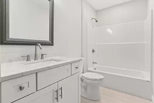 66 Medford St, Warwick, RI 02889 - Photo 22