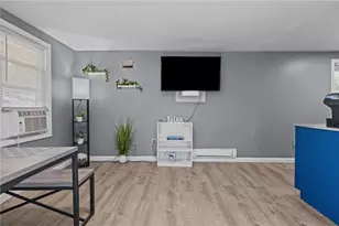 31 Oakhurst Ave, Warwick, RI 02889 - Photo 10