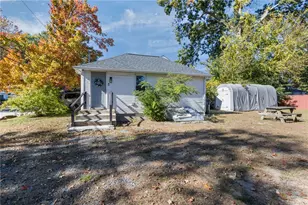 31 Oakhurst Ave, Warwick, RI 02889 - Photo 24