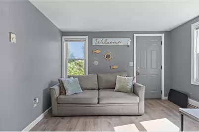 31 Oakhurst Avenue, Warwick, RI 02889 - Photo 6