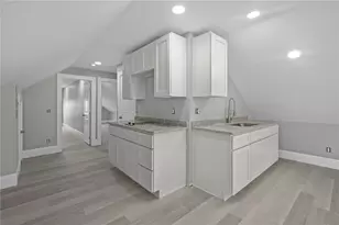 154 Oxford St, Providence, RI 02905 - Photo 30