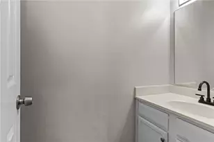 626 Smithfield Rd, North Providence, RI 02904 - Photo 34