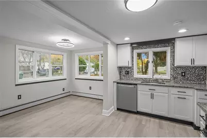 62 Ardway Avenue, Warwick, RI 02889 - Photo 20