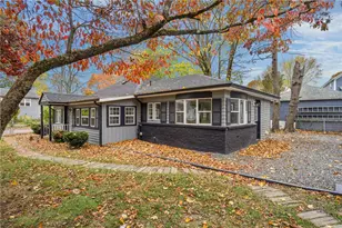 62 Ardway Ave, Warwick, RI 02889 - Photo 8