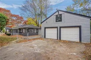 62 Ardway Ave, Warwick, RI 02889 - Photo 6