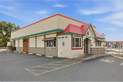 651 West Main Road, Middletown, RI 02842 - Photo 2