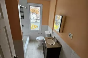 38 Atlantic St, Providence, RI 02907 - Photo 4