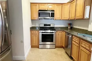 227 Thames St, Bristol, RI 02809 - Photo 14