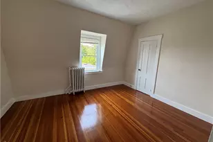 26 Ayrault St, Newport, RI 02840 - Photo 8