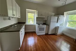 26 Ayrault St, Newport, RI 02840 - Photo 1