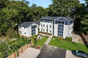 32 Exchange St, East Greenwich, RI 02818 - Photo 26