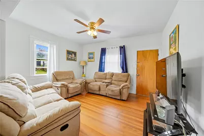 32 Maplewood Avenue, Cranston, RI 02920 - Photo 22