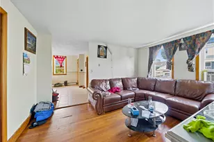 32 Maplewood Ave, Cranston, RI 02920 - Photo 32