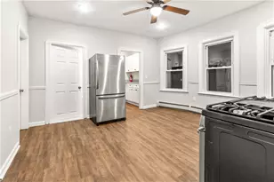 538 Power Rd, Pawtucket, RI 02860 - Photo 12