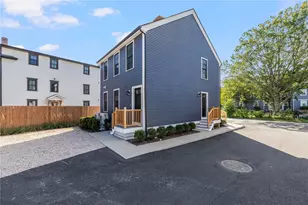 32 Exchange St, East Greenwich, RI 02818 - Photo 6