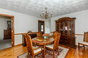 84 Bellevue Ave, Pawtucket, RI 02861 - Photo 8
