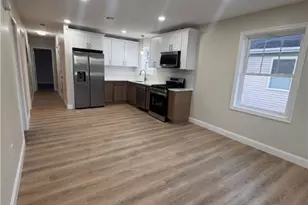 114 Sherwood St, Providence, RI 02908 - Photo 2