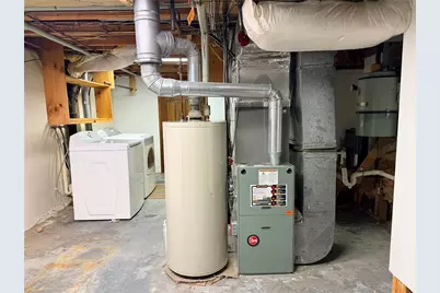 10 Stoneham Drive, Woonsocket, RI 02895 - Photo 20